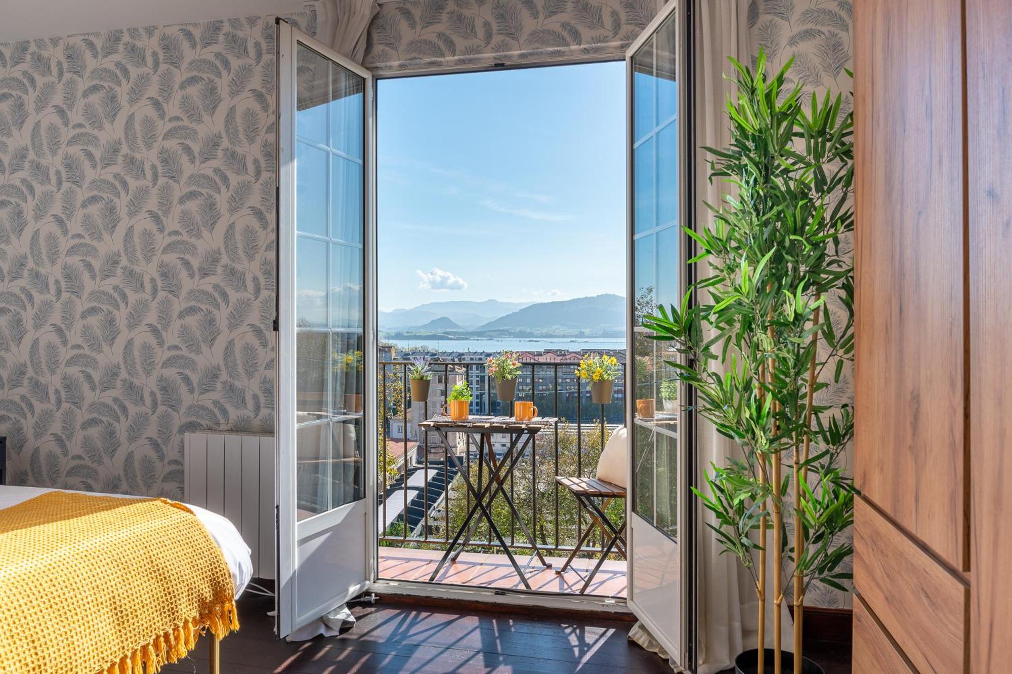 Apartamento En El Corazon De La Ciudad Junto A Las Estaciones Сантандер Экстерьер фото